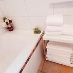 Coraline -koblach, 6-10 P, 3 Schlafzimmer, Kueche, Riesige Terrasse, Parkplatz, Wifi, Stellplatz Apartment *