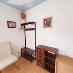 Coraline -koblach, 6-10 P, 3 Schlafzimmer, Kueche, Riesige Terrasse, Parkplatz, Wifi, Stellplatz Koblach