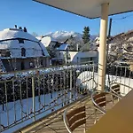 Coraline -koblach, 6-10 P, 3 Schlafzimmer, Kueche, Riesige Terrasse, Parkplatz, Wifi, Stellplatz *