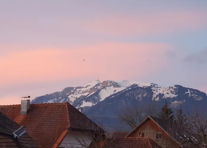 Coraline -koblach, 6-10 P, 3 Schlafzimmer, Kueche, Riesige Terrasse, Parkplatz, Wifi, Stellplatz Lägenhet Koblach