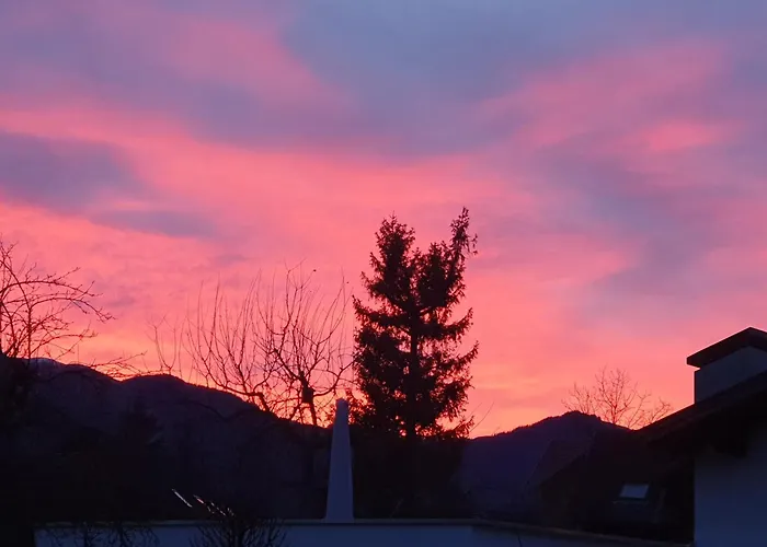 Coraline -koblach, 6-10 P, 3 Schlafzimmer, Kueche, Riesige Terrasse, Parkplatz, Wifi, Stellplatz Lägenhet *