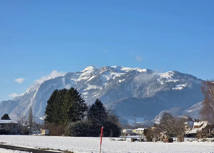 Coraline -koblach, 6-10 P, 3 Schlafzimmer, Kueche, Riesige Terrasse, Parkplatz, Wifi, Stellplatz * Koblach