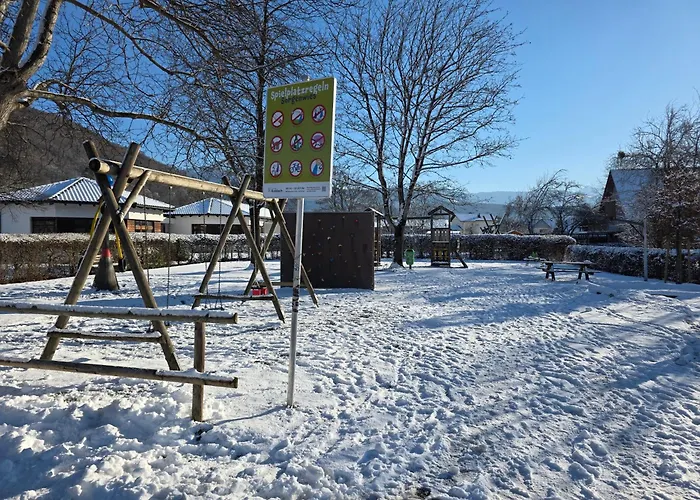 Lägenhet Coraline -koblach, 6-10 P, 3 Schlafzimmer, Kueche, Riesige Terrasse, Parkplatz, Wifi, Stellplatz *